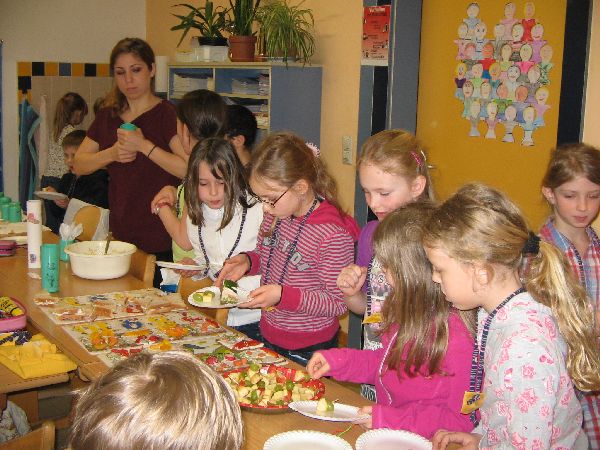 Gesunde Ernährung ist uns wichtig - 2c gesunde_ernaehrung2012_2c_01